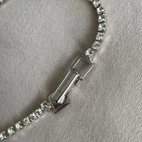 Delicate Silver coloured Rhinestone Bracelet / Small - Picture 2 of 8